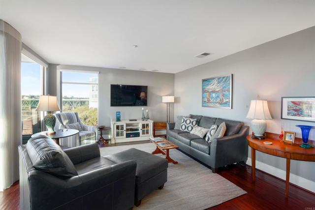 Building Photo - 1019 Costa Pacifica Way