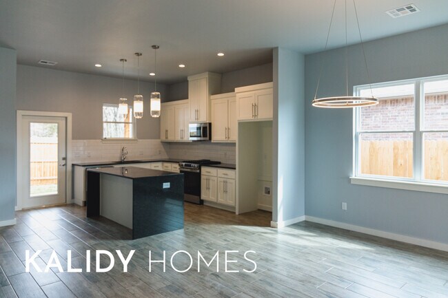 Building Photo - 508 Remington Ave