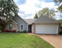 Building Photo - 6811 Skylar Mill Ave