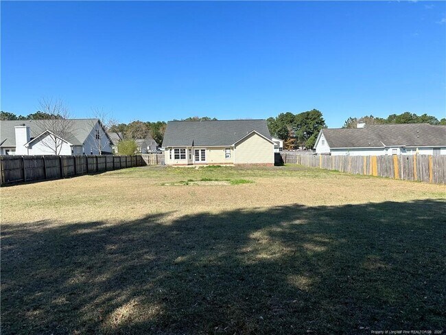 Building Photo - 345 Belmont Dr