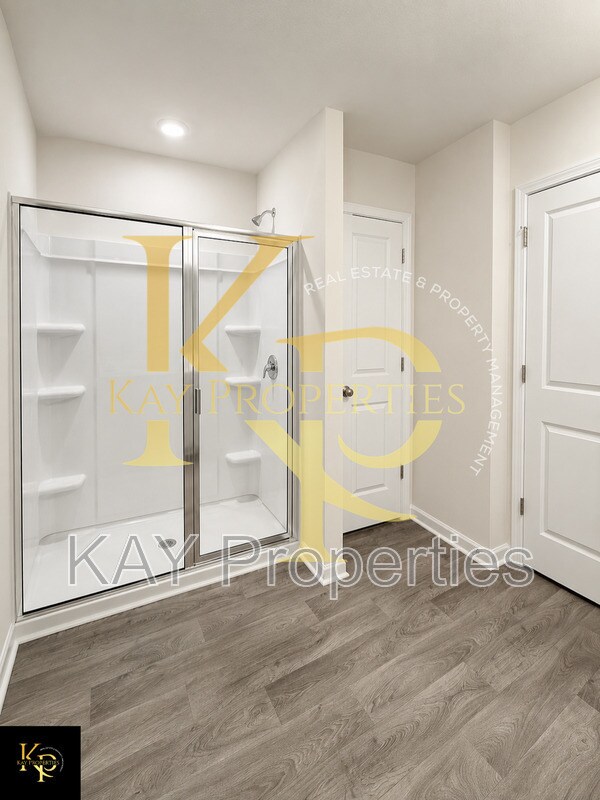Building Photo - 2840 Egert Dr