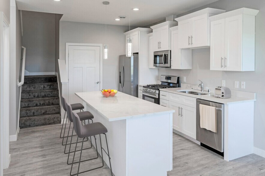 Stone Haven Townhomes 692 Stone Haven Dr Byron MN 55920 Apartment