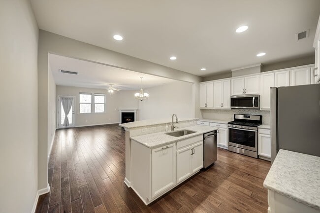 Building Photo - Contemporary, spacious 3-bedroom, 2.5-bath...