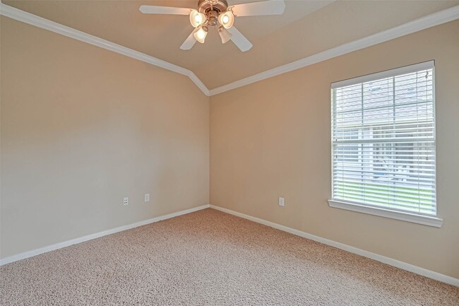 Building Photo - 5230 Garnetfield Ln