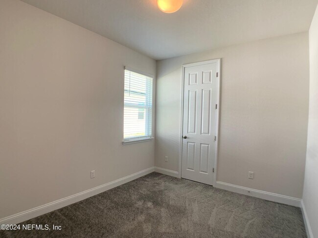 Building Photo - 1499 Tropical Pine Cove