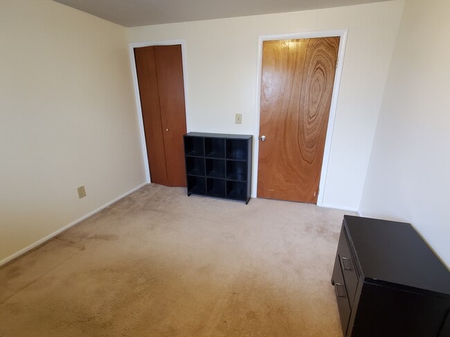 Tan room - 1020 E 1275 N