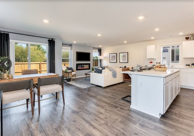 Primary Photo - Day Break Dream Home