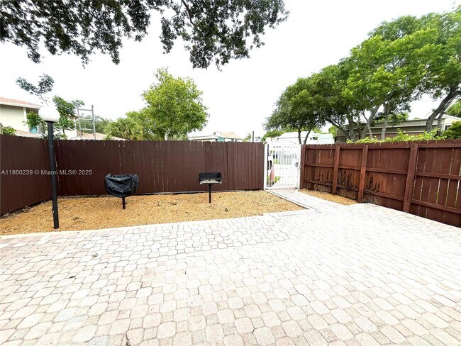 Building Photo - 720 NW 132nd Terrace