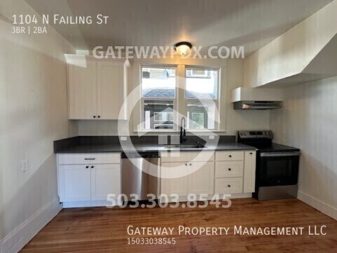 Building Photo - 1104 N Failing St
