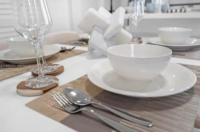 Building Photo - 1542 NW 2nd St