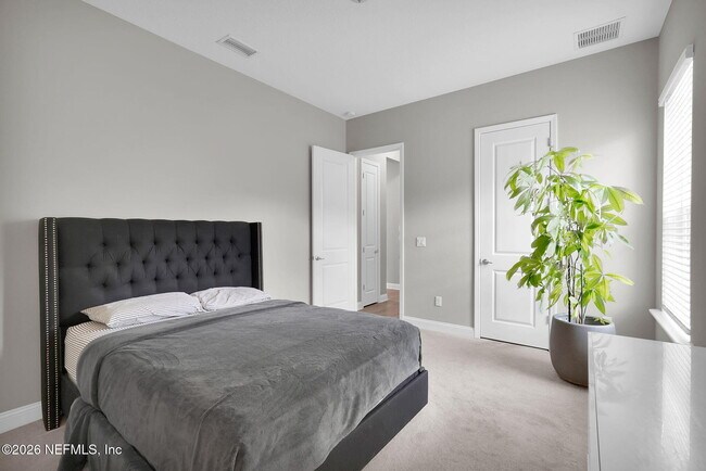 Building Photo - 247 Huguenot Ln