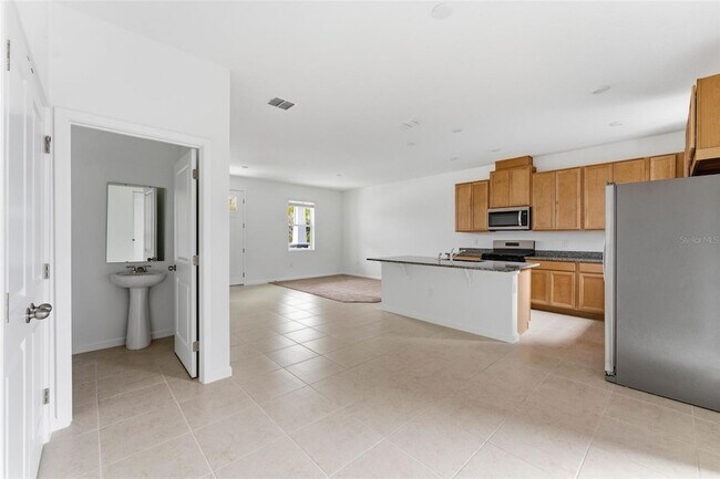 Building Photo - 2462 Celebration Blvd