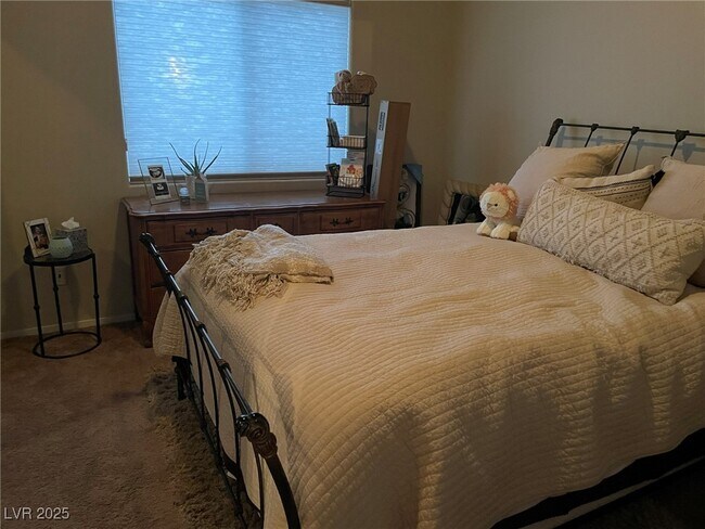 Building Photo - 2001 Jade Creek St