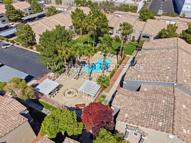 Building Photo - SW!! First floor unit with Balcony!! Gated!! Clubhouse!!  Community pool!! Spa!! Exercise Room!! ...