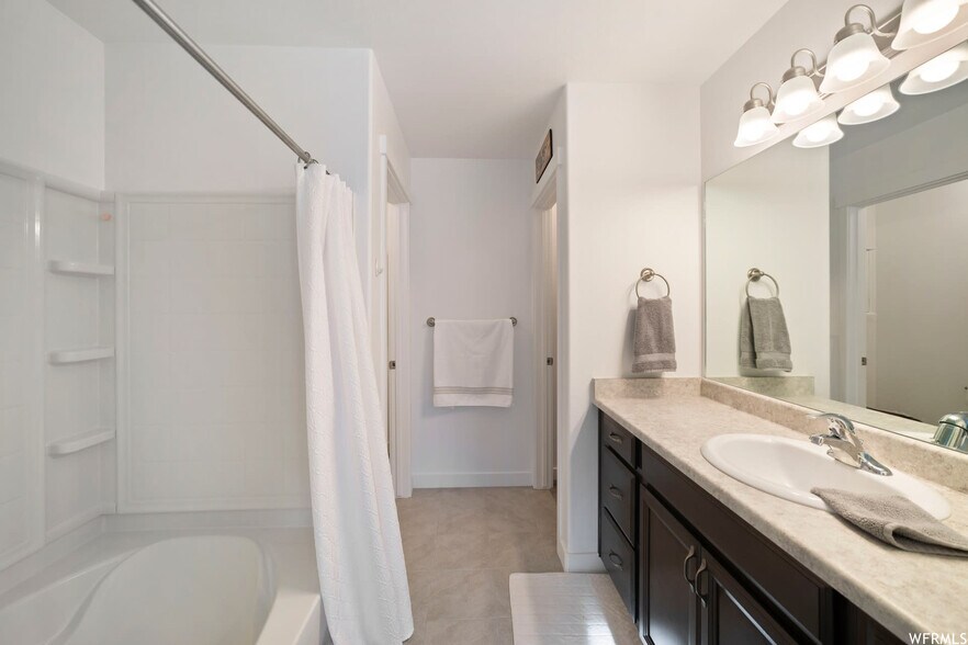 Building Photo - 15287 S Tack Way