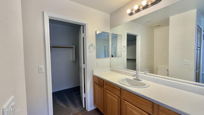 Building Photo - 42291 W Desert Fairways Dr