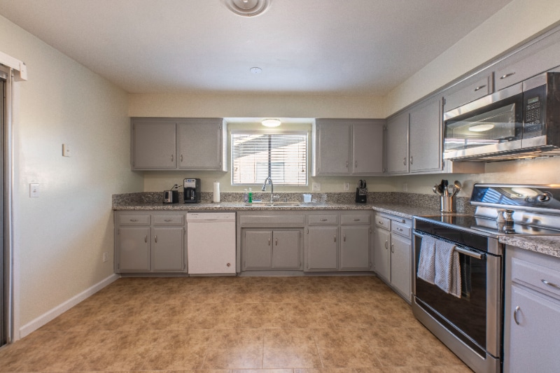 Building Photo - 4225 Parkwood Ct