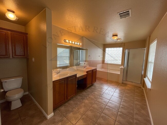 Building Photo - 507 Taurus Dr