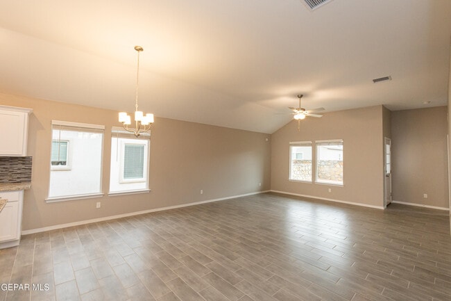Building Photo - 1217 Golden Summer Pl