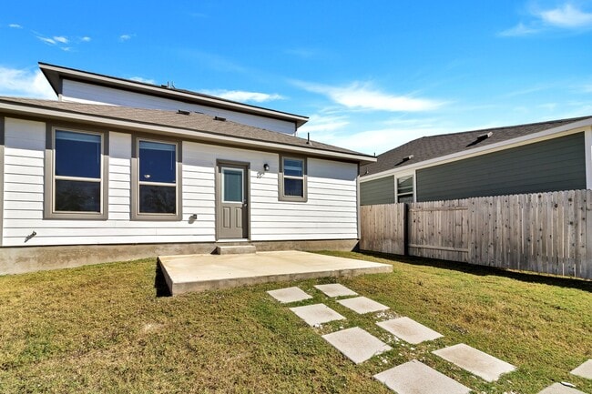 Building Photo - 227 Kellys Heroes Wy