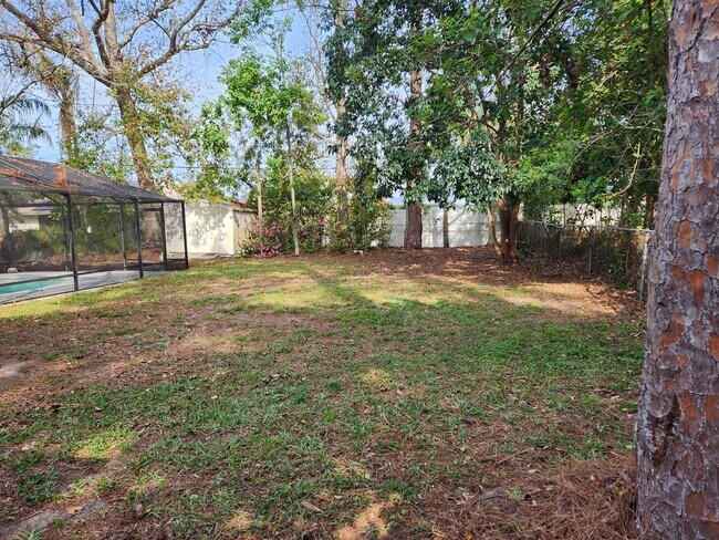 Building Photo - Port St. Lucie Pool Home for rent