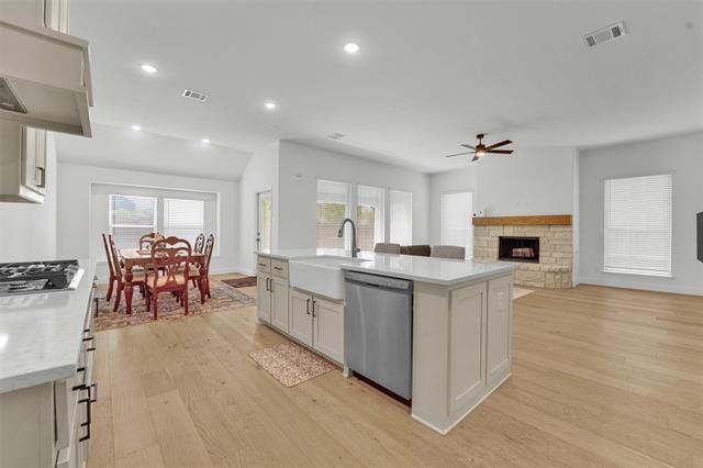 Building Photo - 5500 Pooley Ln