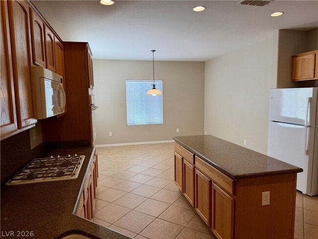 Building Photo - 2168 Sawtooth Mountain Dr
