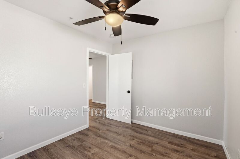Building Photo - 840 E Turney Ave
