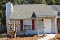 Building Photo - 2BR/2BA Townhome