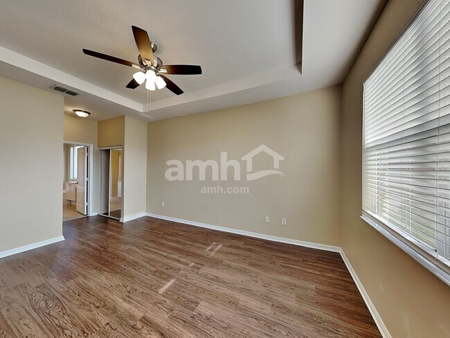 Building Photo - 9573 SW Flowermound Cir