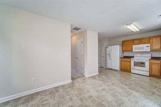 Building Photo - 454 Sawtooth Ln