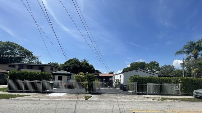 Building Photo - 200-210 NE 110th Street 200-210, Miami, FL...