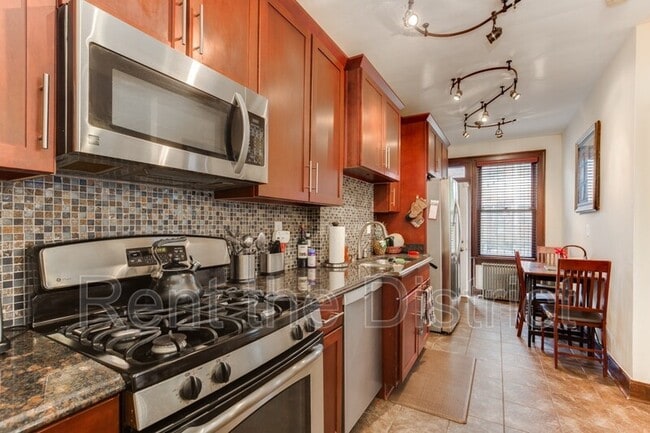 Building Photo - 5600 3rd St NW