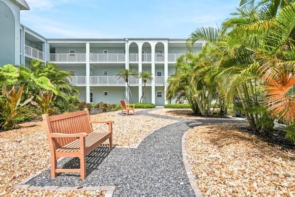 Building Photo - 1706 Belleair Forest Dr