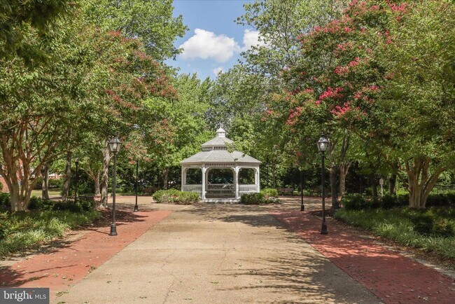 Building Photo - 6622 10th St