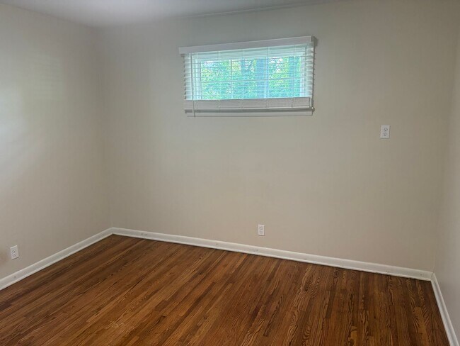 Building Photo - Brookwood Terrace