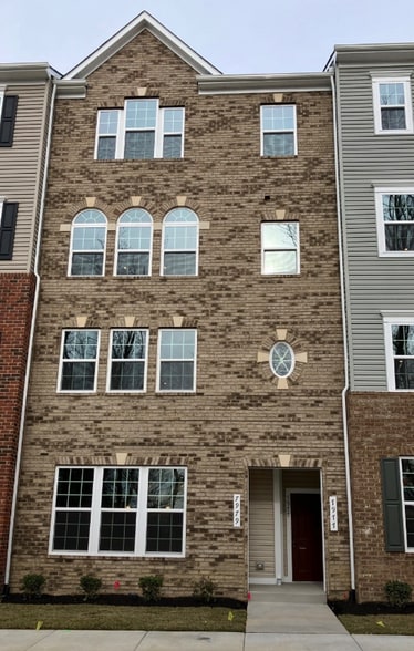 Building Photo - 7977 Independence Dr