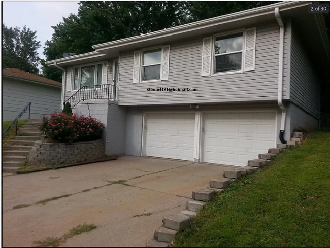 Primary Photo - 2806 Janan Dr