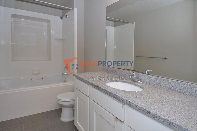 Building Photo - 7614 San Savino Way