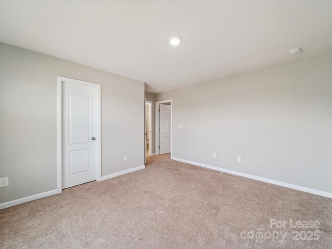 Building Photo - 10327 Rutledge Ridge Dr NW