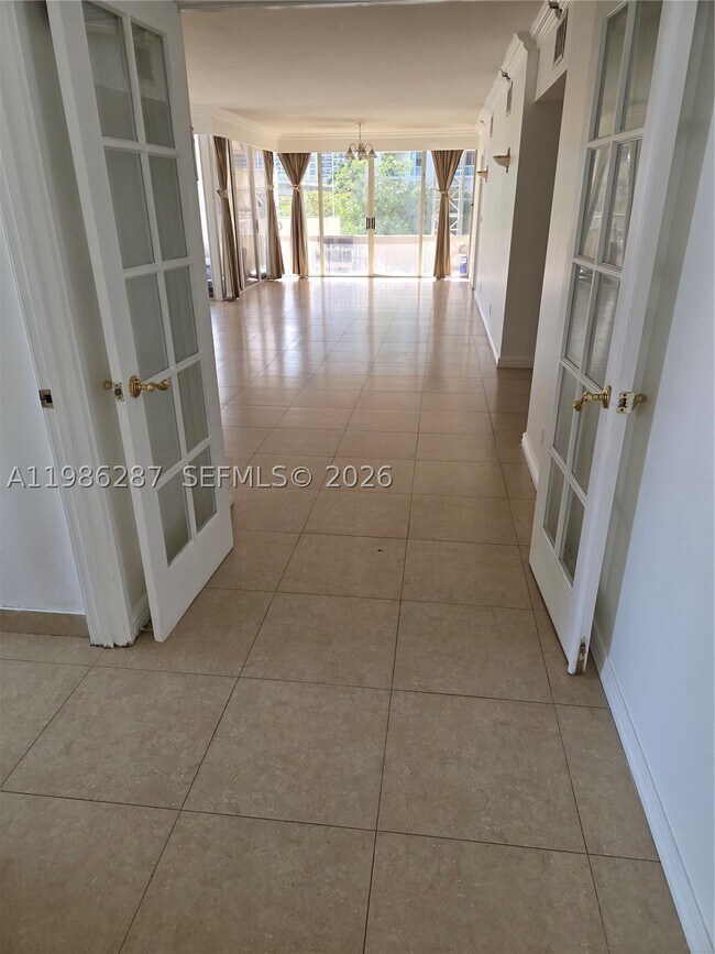 Building Photo - 19355 Turnberry Way