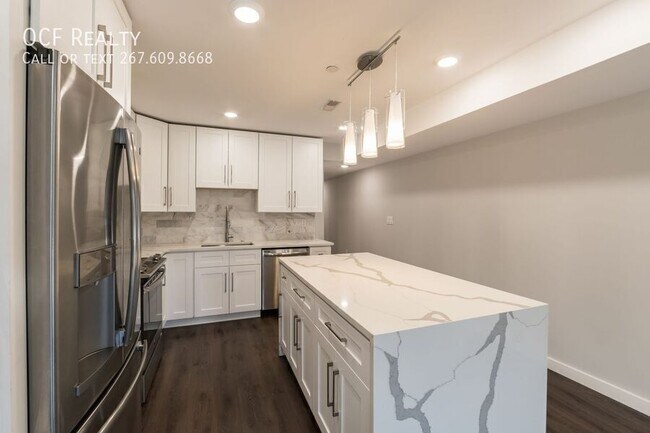 Building Photo - 749 N 20th St