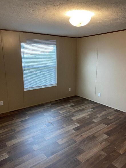 Building Photo - 27 Jordans Star Way
