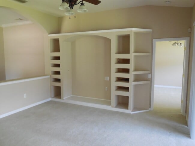 Building Photo - 15447 Osprey Glen Dr