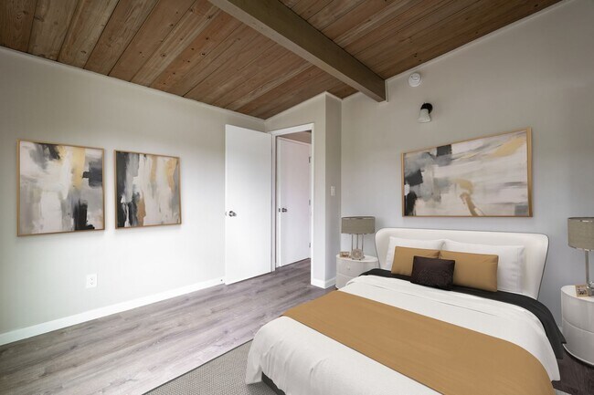 Building Photo - 5014 Chaparral Way