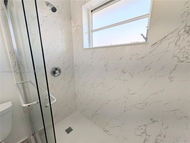 Building Photo - 512 SW 7th St