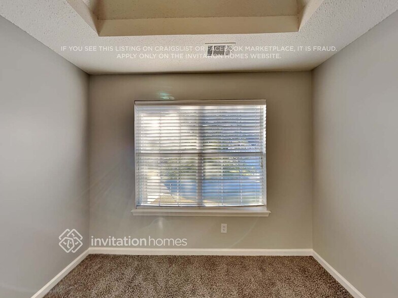 Building Photo - 6950 Foxmoor Way