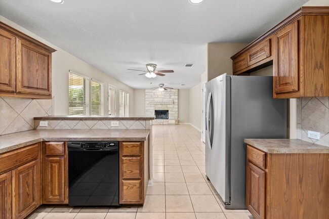 Building Photo - 113 Gregory Cove