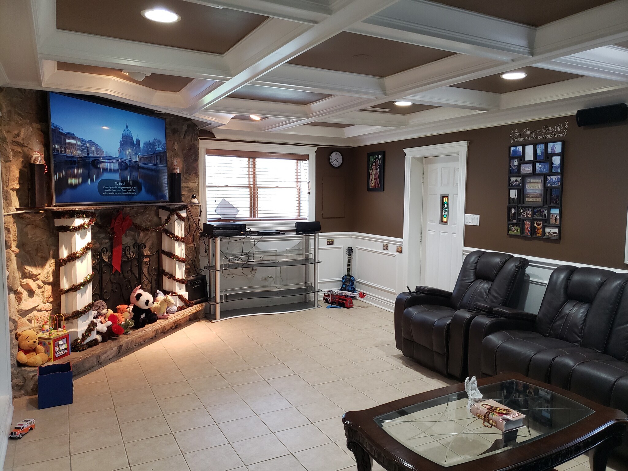Building Photo - 9403 Clancy Dr
