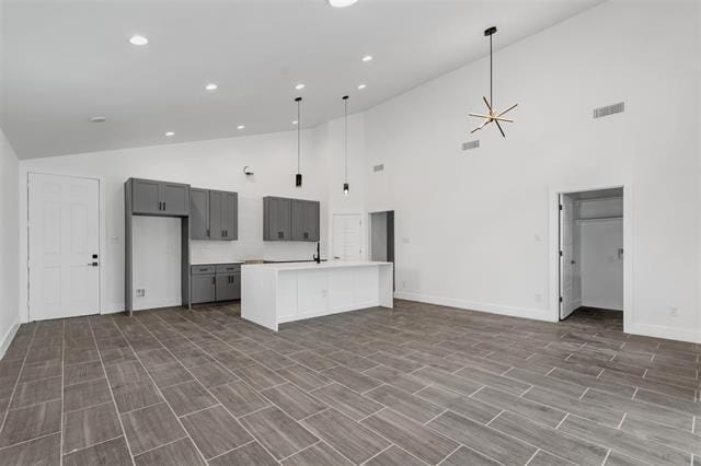 Building Photo - 5628 Houghton Ave